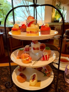 �O�����h�v�����X�z�e���V����